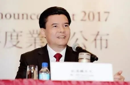 纪海鹏(龙光城地产董事长是谁?)