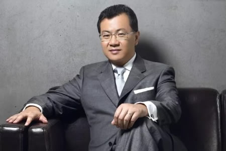 卫哲(完美关系卫哲的心理医生是谁演的?)