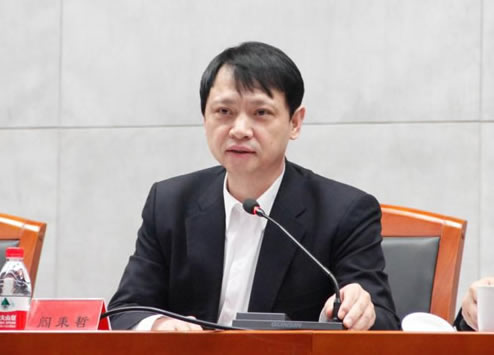 阎秉哲(中华汽车董事长是谁?)