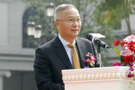商建光(广州市钟表行业协会会长是谁?广东省钟表行业协会会长是谁?中...)