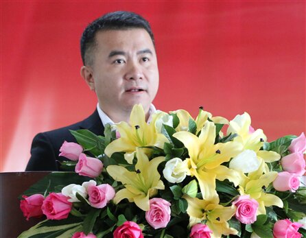 陈志俊(94年捡钻石农妇 课文?)