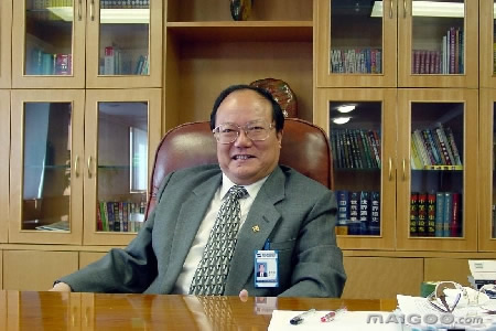 彭伟民(时代集团董事长简介?)