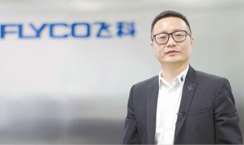李丐腾(如何评价靠一款剃须刀赚了200亿的李丐腾?)