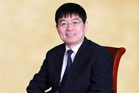 李卫的照片