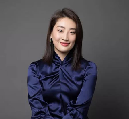 宗馥莉(宗馥莉40岁赴美隐婚生子，父亲却全网征婚，娃哈哈发生了什么事?)