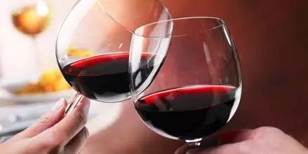 肺癌晚期患者可以喝红酒吗