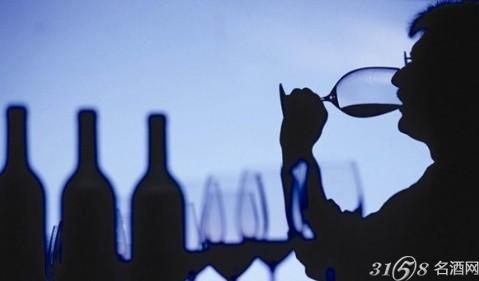 患有高血压能喝红酒吗