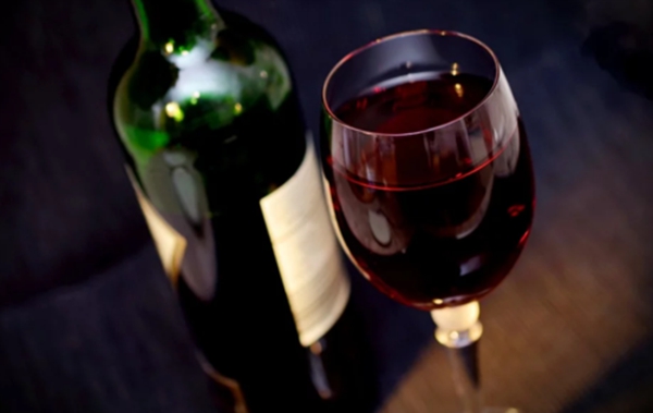 每天一杯红酒能抗癌吗