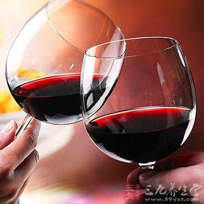 请问血糖高能喝红酒吗