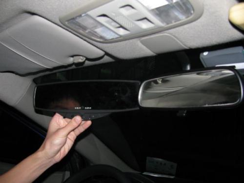 车内怎么安装隐形摄像头配图