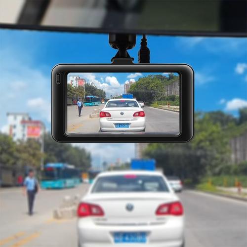 双摄像头行车记录仪有倒车影像功能配图