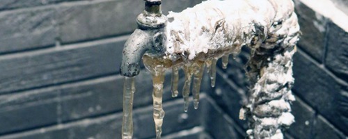 家里水管冻裂了怎么办