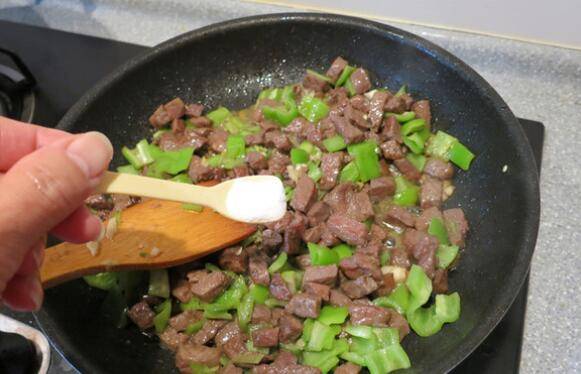 牛肉粒怎么炒